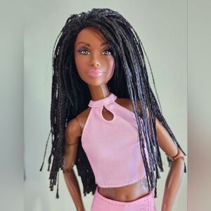 Barbie Looks Wave 4 w/stand and Box!